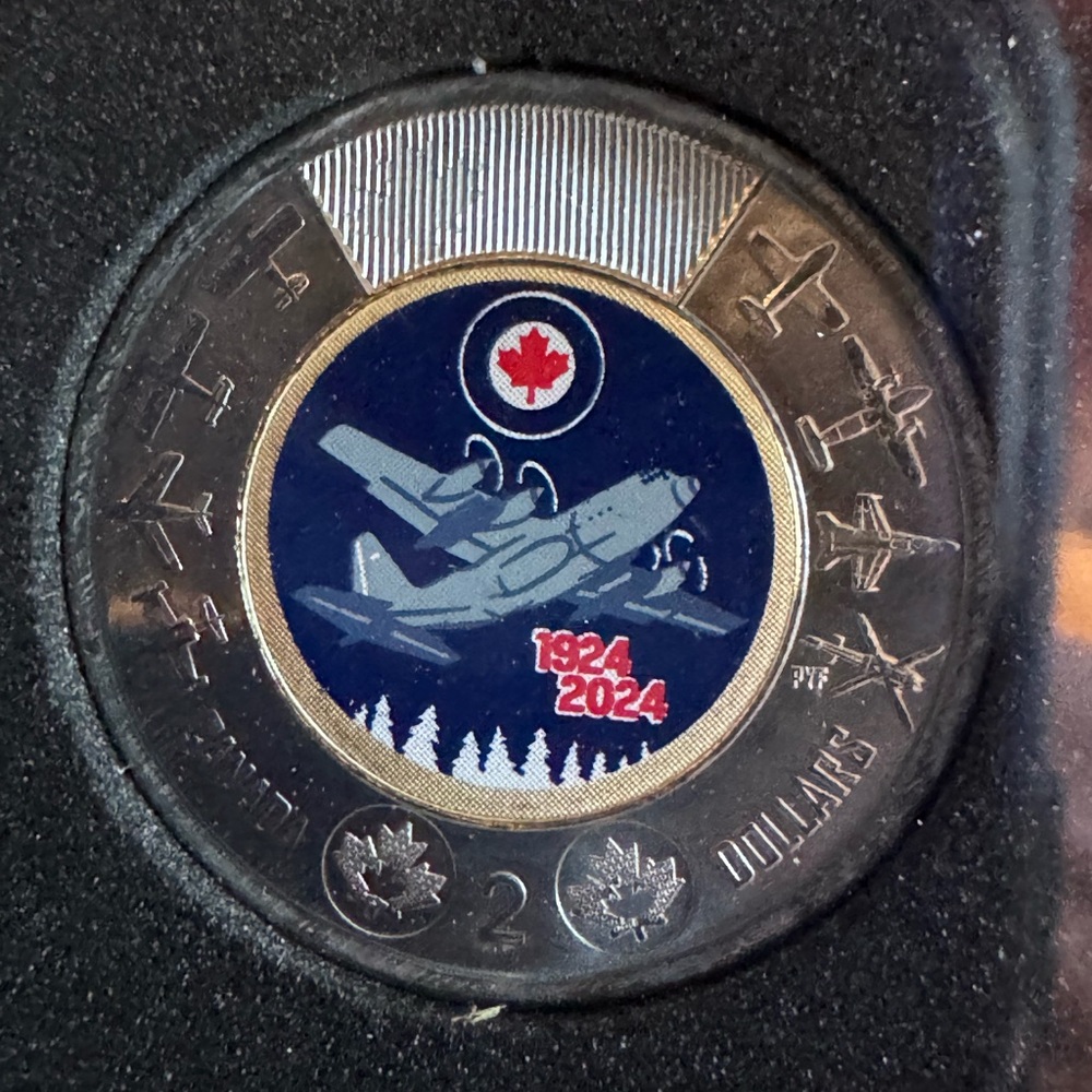 *NEW* first strike -print error- Canadian $2 100th anniversary of RCAF coins